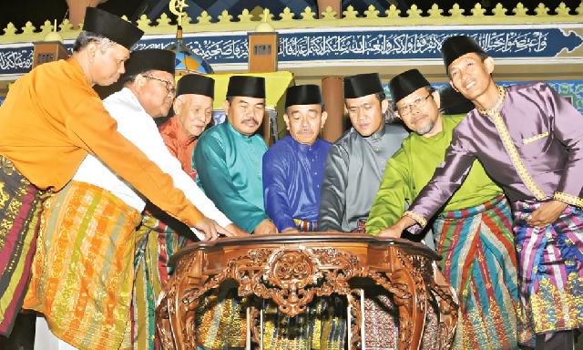 Bupati Ajak Masyarakat  Gemar Baca Alquran