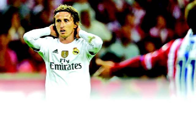Kembali ke Madrid, Modric Cedera
