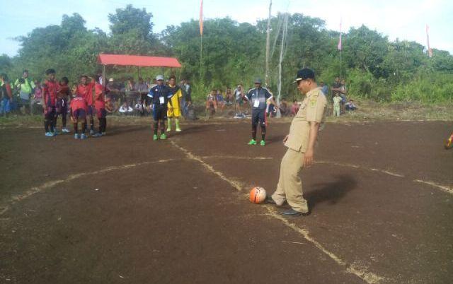 Camat Palika Taja Turnamen Futsal
