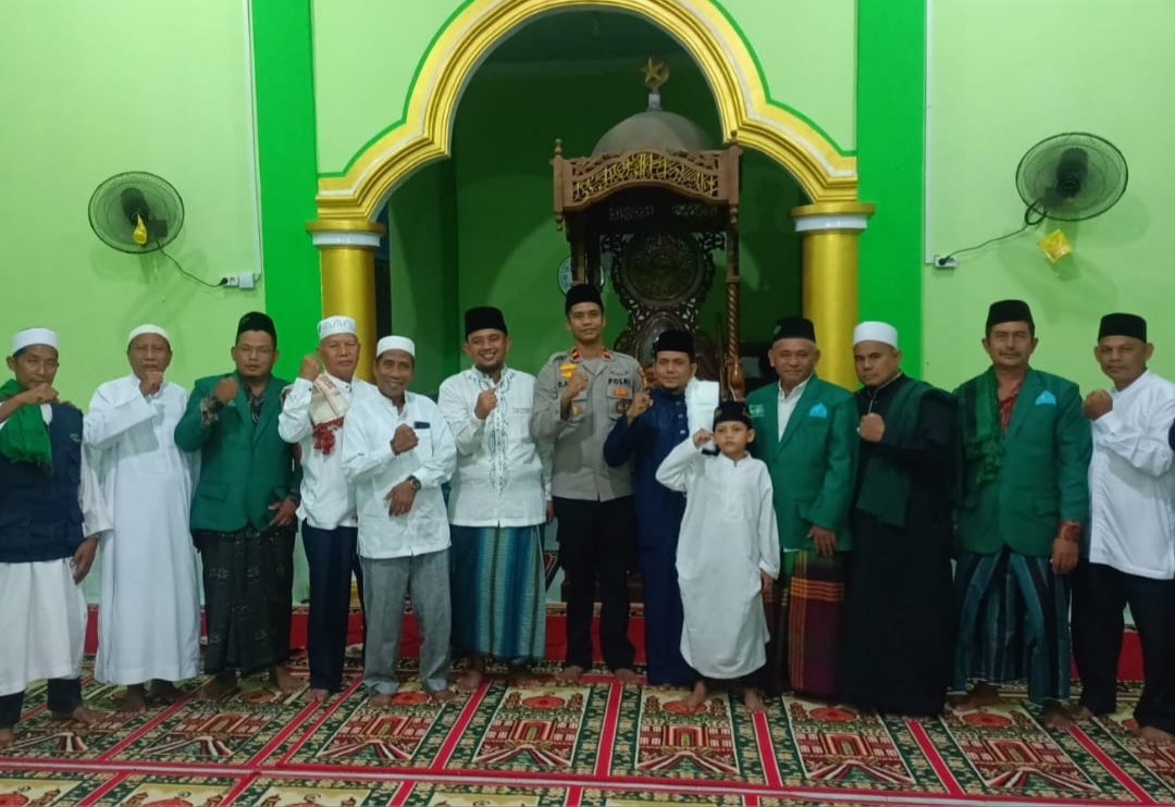 Camat dan Kapolsek Rambah Hilir Laksanakan Safari Ramadhan di Desa Pasir Jaya