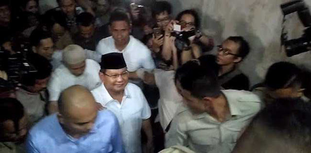 Prabowo Tak Diizinkan Polisi Jenguk Eggi dan Lieus di Tahanan