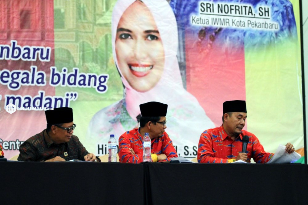 Buku IKMR Resmi Diluncurkan, Berisikan Sejarah hingga Perjuangan Orang Minang di Riau