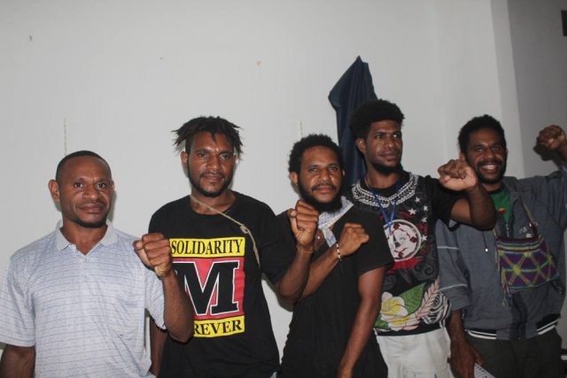 Nasib Mahasiswa Papua: Di Luar Diusir dengan Rasisme, Pulang Kampung Dipersulit