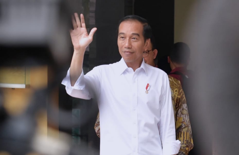 Gibran dan Bobby Maju Pilkada, Jokowi: Saya Tak Akan Kampanyekan