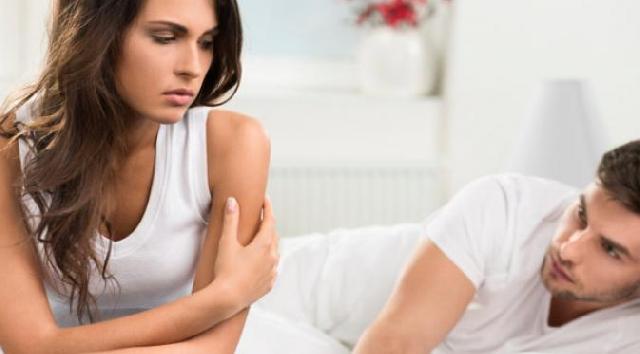 Pria, 5 Sikap Ini Tidak Disukai Wanita Saat Bercinta