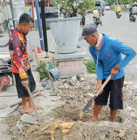 Dishub Pekanbaru Pasang Traffic Control di Simpang Paus-Nangka