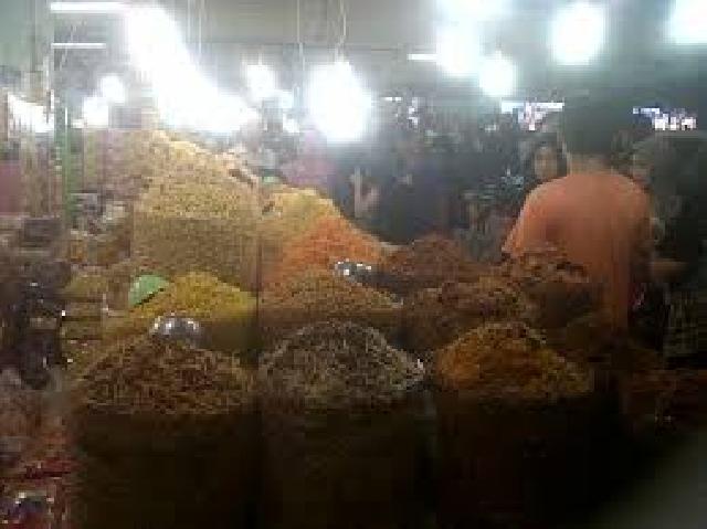 Pengelolaan Pasar Lima Puluh Perlu Ditata