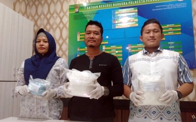 Polisi Amankan 4,8 Kg Sabu dan Dua Kurir, Diduga Dikendalikan Napi Lapas Pekanbaru