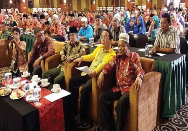 Wajib Bantu Madrasah dan Ponpes