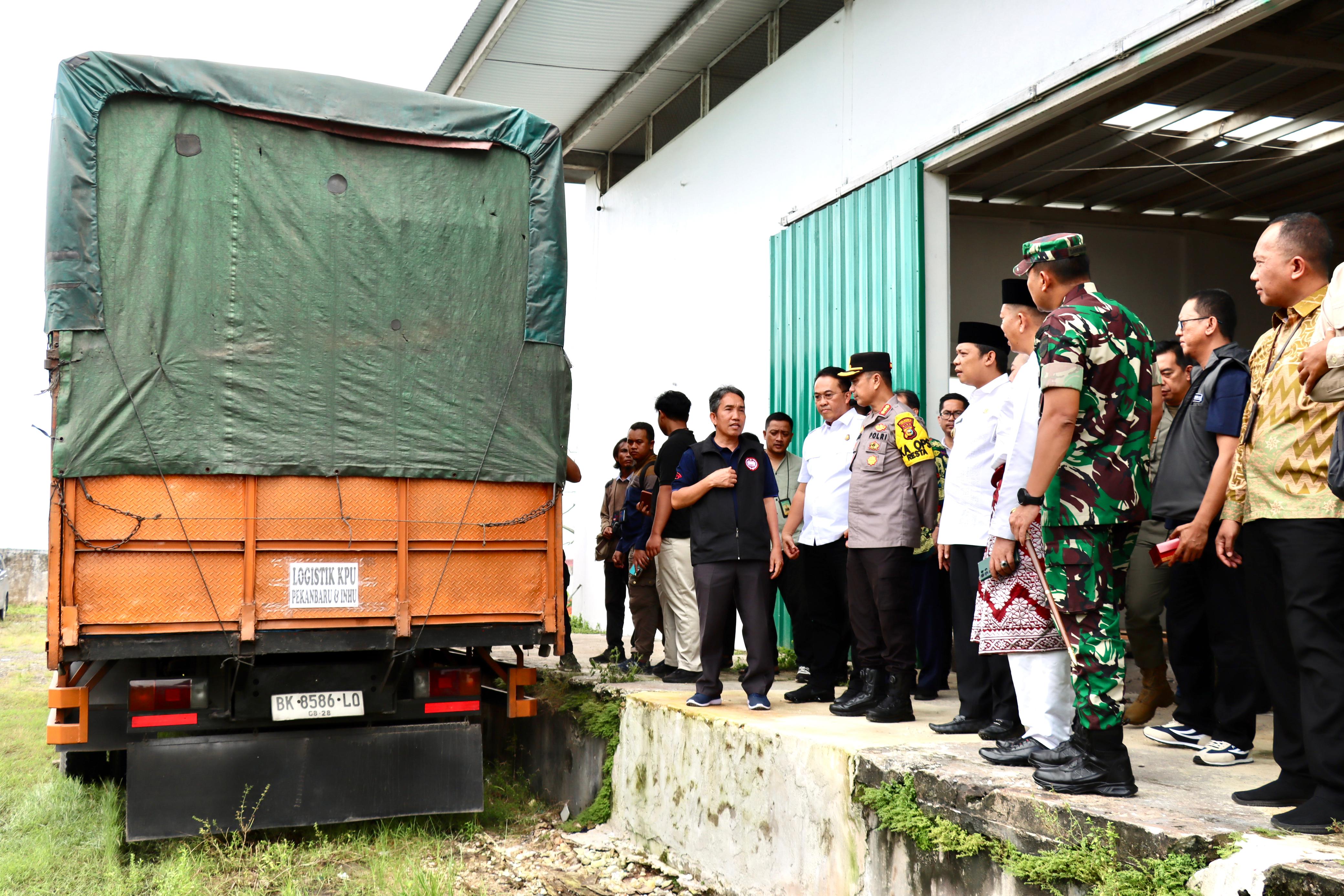 Gudang Logistik Pemilu 2024 di Pekanbaru Dijaga Ketat 24 Jam