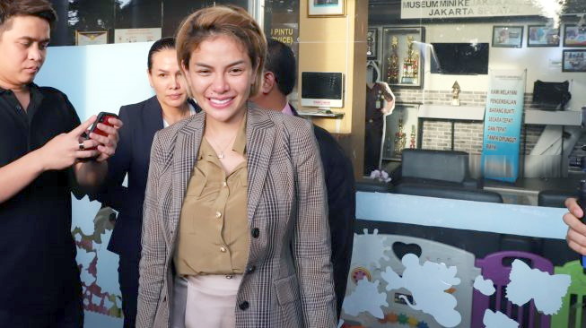 Baru Bebas, Nikita Mirzani Sudah Bikin Keributan Lagi