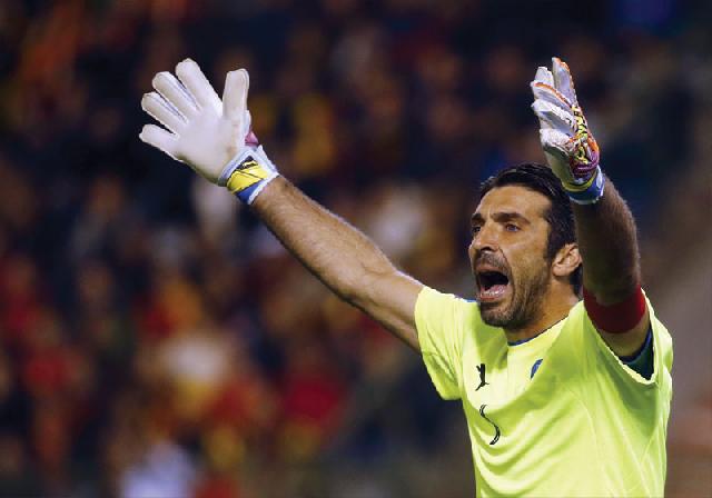 Buffon Kejar Rekor Piala Dunia