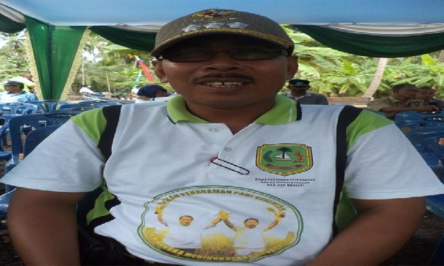 Seluruh Kanal Desa Dibendung