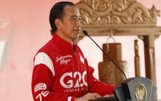 Jamiluddin Ritonga: Ojo Kesusu Jokowi Bermakna Ganda
