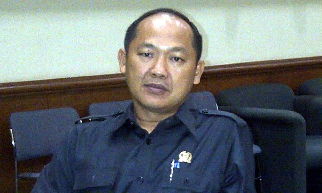 Anggota DPRD Riau Hanya Tahanan Kota