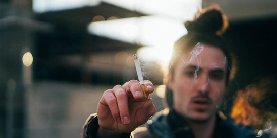 Pajak Rokok Harus 50 Persen Agar Jumlah Perokok Aktif Menurun