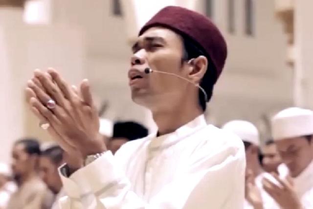 Safari Dakwah di Bogor, UAS: Tak Ada Perbedaan Arab dan Bukan Arab