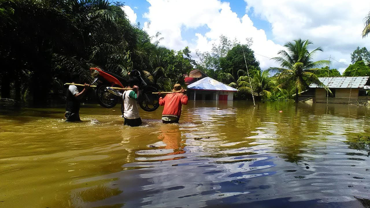 Warga Terdampak Banjir di Desa Sangau Kuansing Harapkan Bantuan Pemerintah