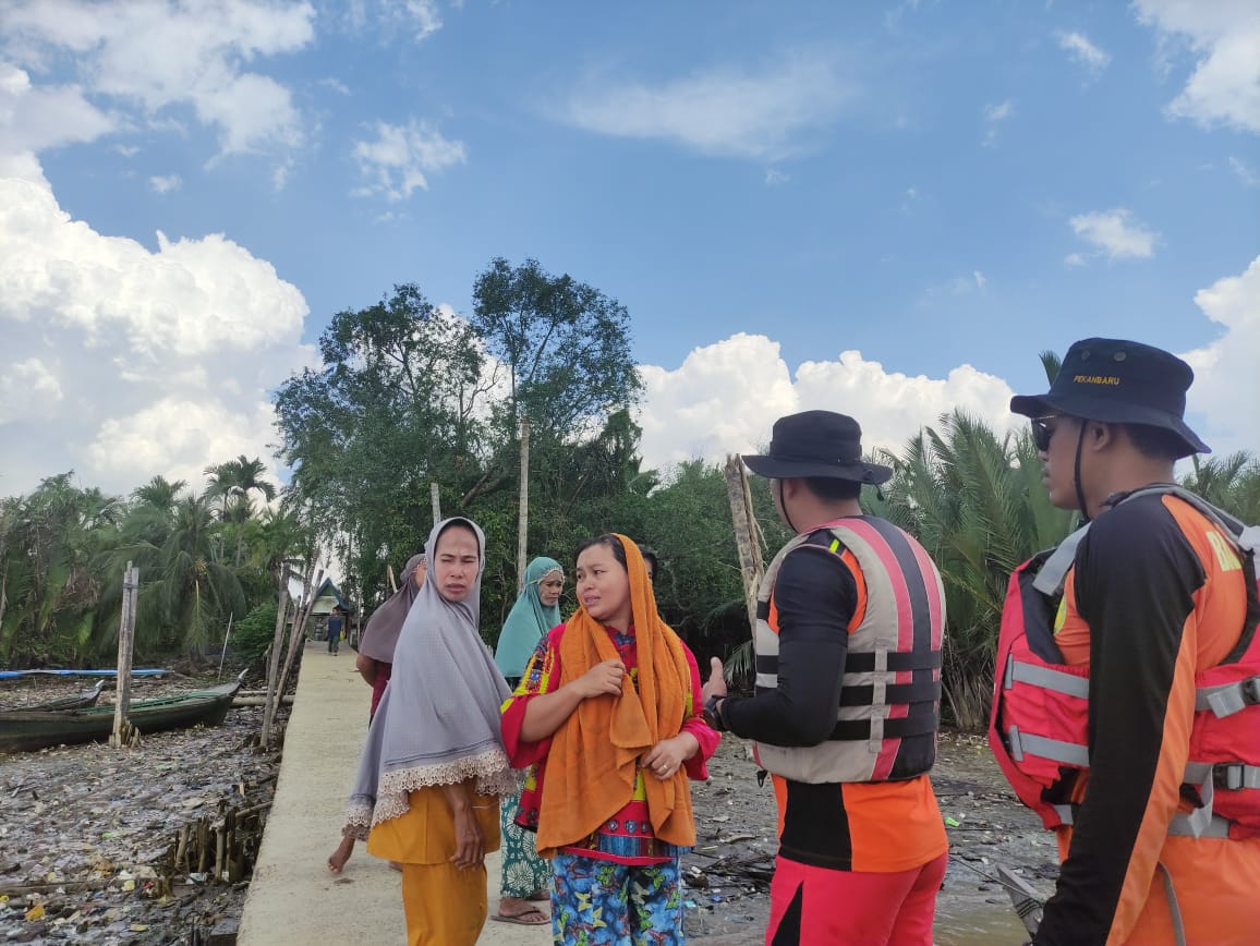 Tim SAR Masih Cari Bocah Tenggelam di Sungai Seberang Tembilahan