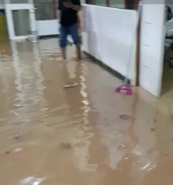Sejumlah Ruangan RSUD Puri Husada Tembilahan Terendam Banjir