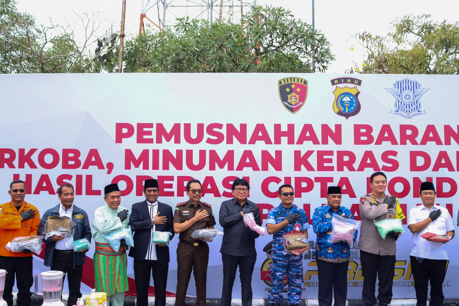 Dua Pelaku Oplos 18 Ton Beras Bulog Menjadi Premium di Riau Diringkus