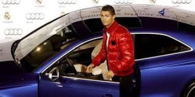 Daftar Harga Mobil Cristiano Ronaldo, Apa yang Termahal?