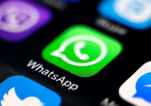 Facebook sah menjadi pemilik WhatsApp.