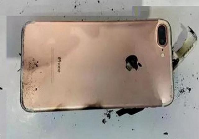 iPhone 7 Plus Jatuh Ke Lantai Langsung Meledak