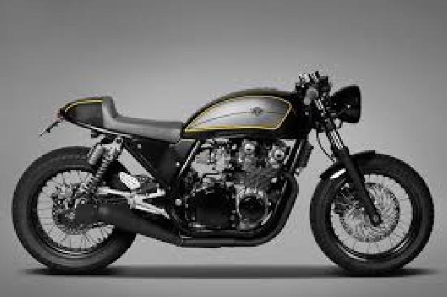 Motor Klasik Kawasaki Tak Merasa Terjegal Triumph