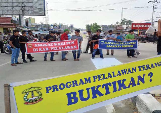 Aliansi Pemuda Riau Gelar Aksi