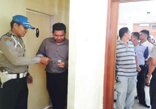 Empat Polisi Positif  Konsumsi Narkoba