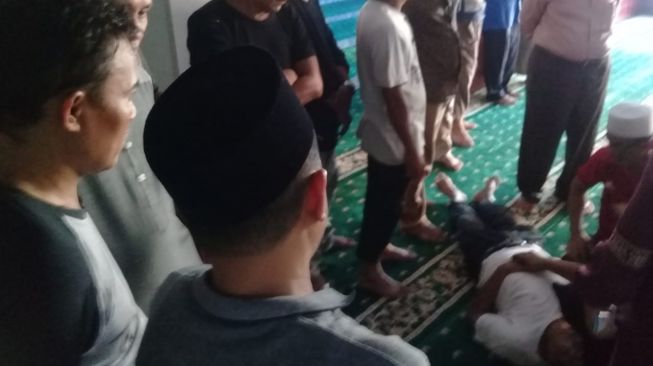 Masya Allah, Pria Ini Meninggal Saat Salat Ashar di Masjid 