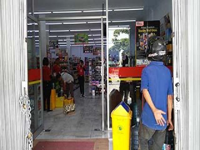 Brankas Selamat, Barang Disikat