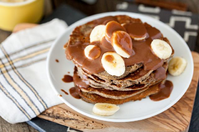 Resep Chocolate Coconut Banana Pancakes