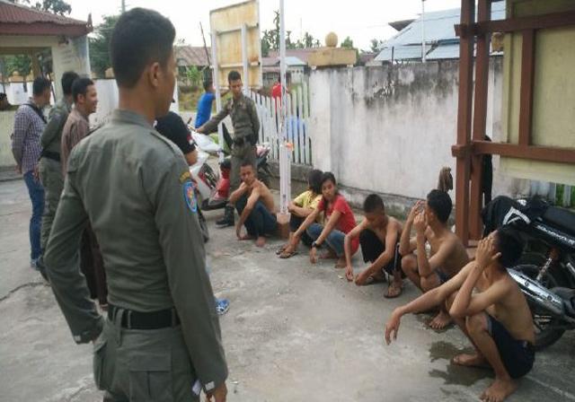 Komisi I akan Bahas dengan Berbagai Pihak