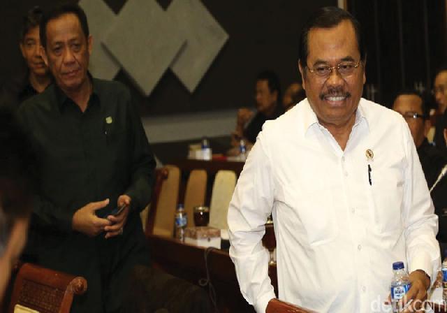 Jaksa Agung Minta Masyarakat Sabar