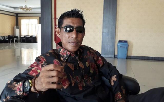 Harga Anjlok, Petani Kelapa Kuala Kampar Menjerit