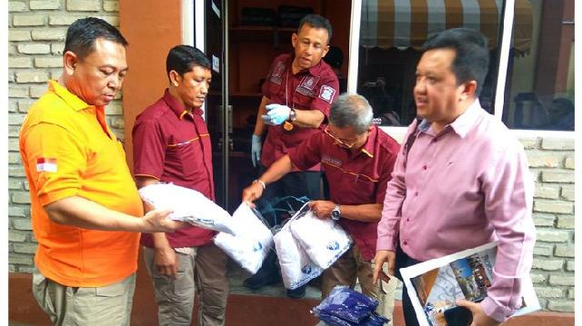 Geledah Kantor Joe Pentha Travel, Ini Hasil Sitaan Polda Riau