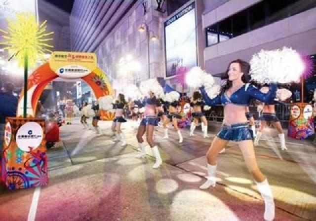 Sambut Imlek, Hong Kong Gelar Parade Kesenian Jalanan