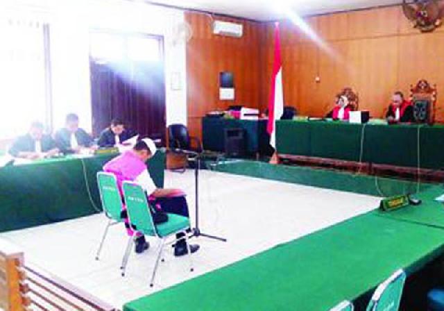 Tiga Mantan Pejabat Dijatuhi Vonis Berbeda