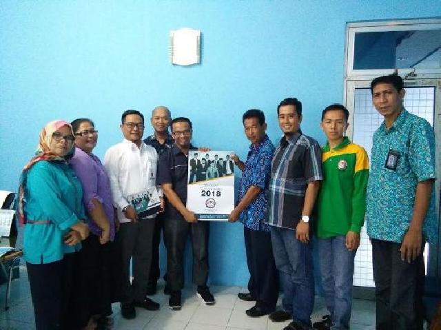 Koordinasi Penyiaran Pilkada, KPID Riau Kunjungi RRI Pekanbaru