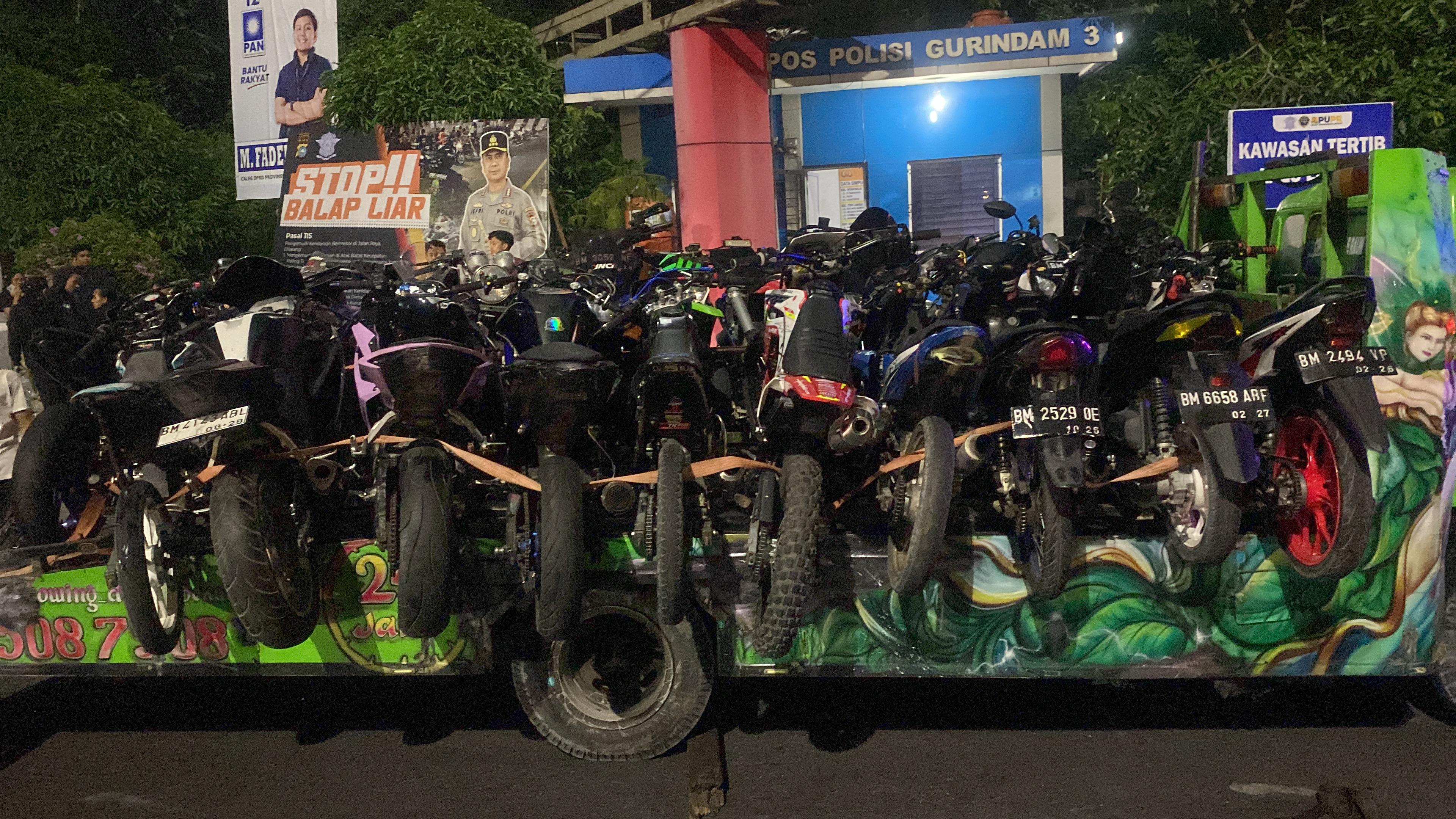 45 Motor Balap Liar Terjaring Blue Ligth Patrol