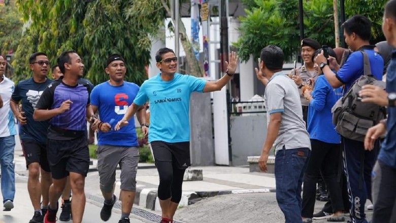 Kampanye di Balikpapan, Sandiaga Awali dengan Lari Pagi di Pantai Kemala