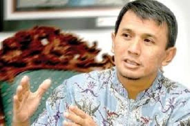 Dewan Resmi Interpelasi Gatot