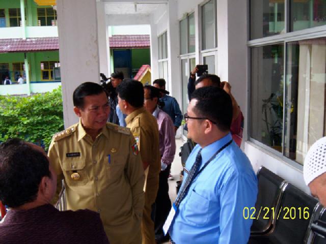 Jual Beli Seragam Masih Terjadi di Pekanbaru