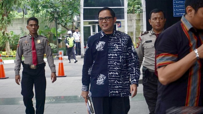 Komisioner KPU Viryan Diperiksa KPK Terkait Kasus Wahyu Setiawan