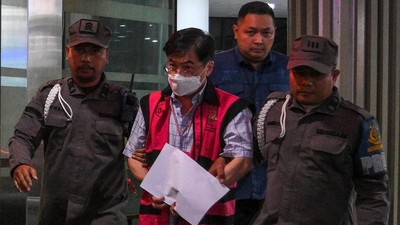 Jadi Tersangka Rekayasa Jual Beli Emas Antam, Kejagung Geledah Ruamh Budi Said