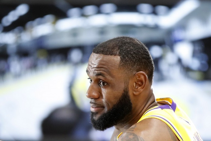 Kebakaran Hutan, LeBron James dan Keluarga Keliling Mecari Tempat Mengungsi 