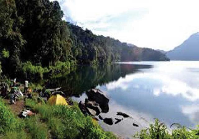 Sarana Prasarana Wisata Danau Janda Gatal Belum Lengkap