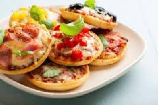 Resep Praktis Dan Cara Mudah Membuat Pizza Mini Spesial Yang Enak Dan Sedap